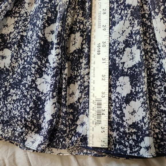 Rachel Parcell Dress Women SZ large blue floral with Metallic flowy ruffle - Picture 11 of 12
